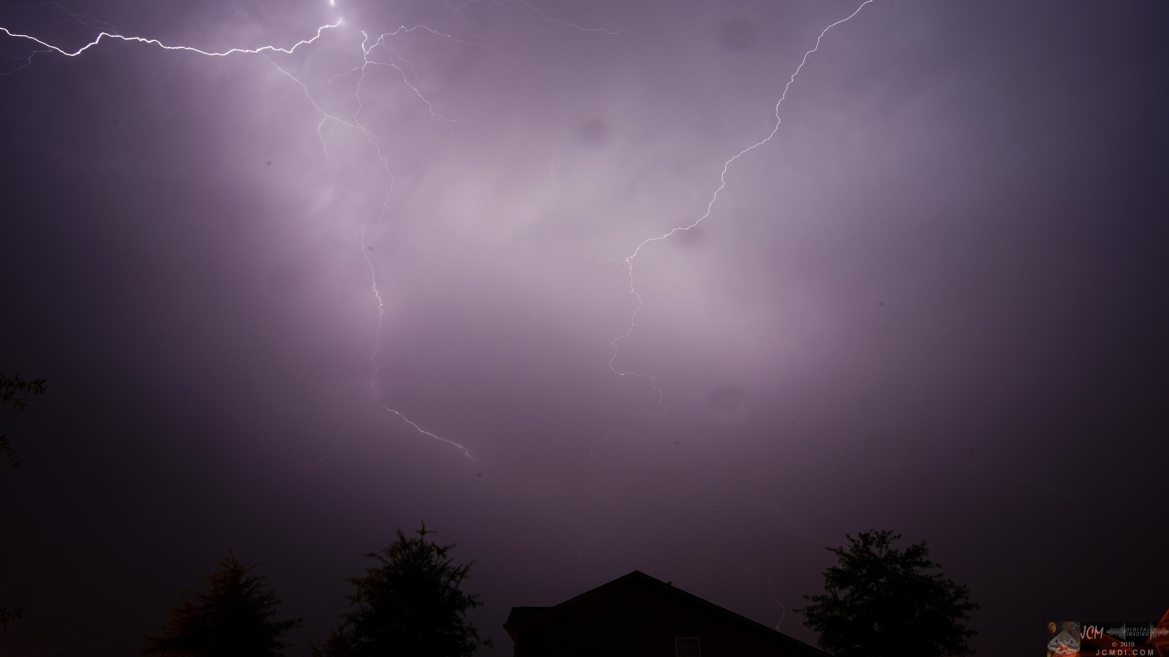 Severe thunderstorm lightning bolt lights up the sky in Tennessee
